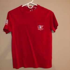 Red vineyard vines shirt